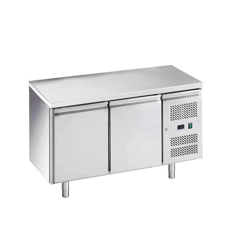 Refrigerador comercial bajo encimera