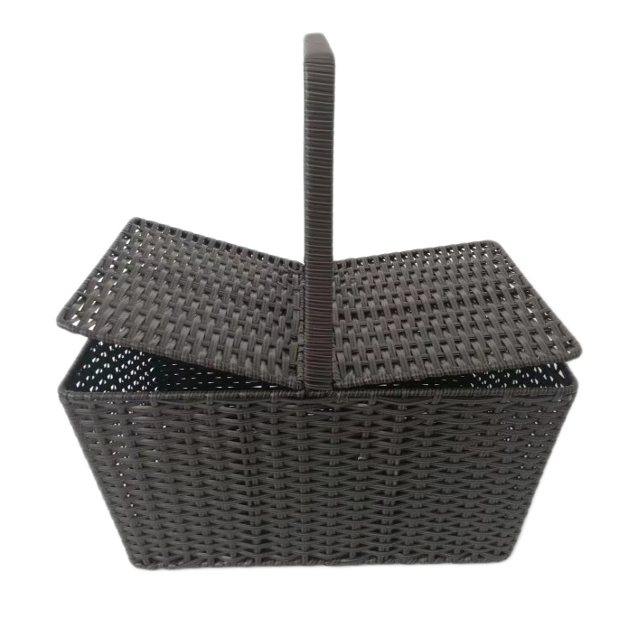 Cesta con mango de ratán de plástico 